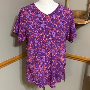Carhartt Floral Field Violet Pattern Y- Neck scrub top with Pockets size XL
